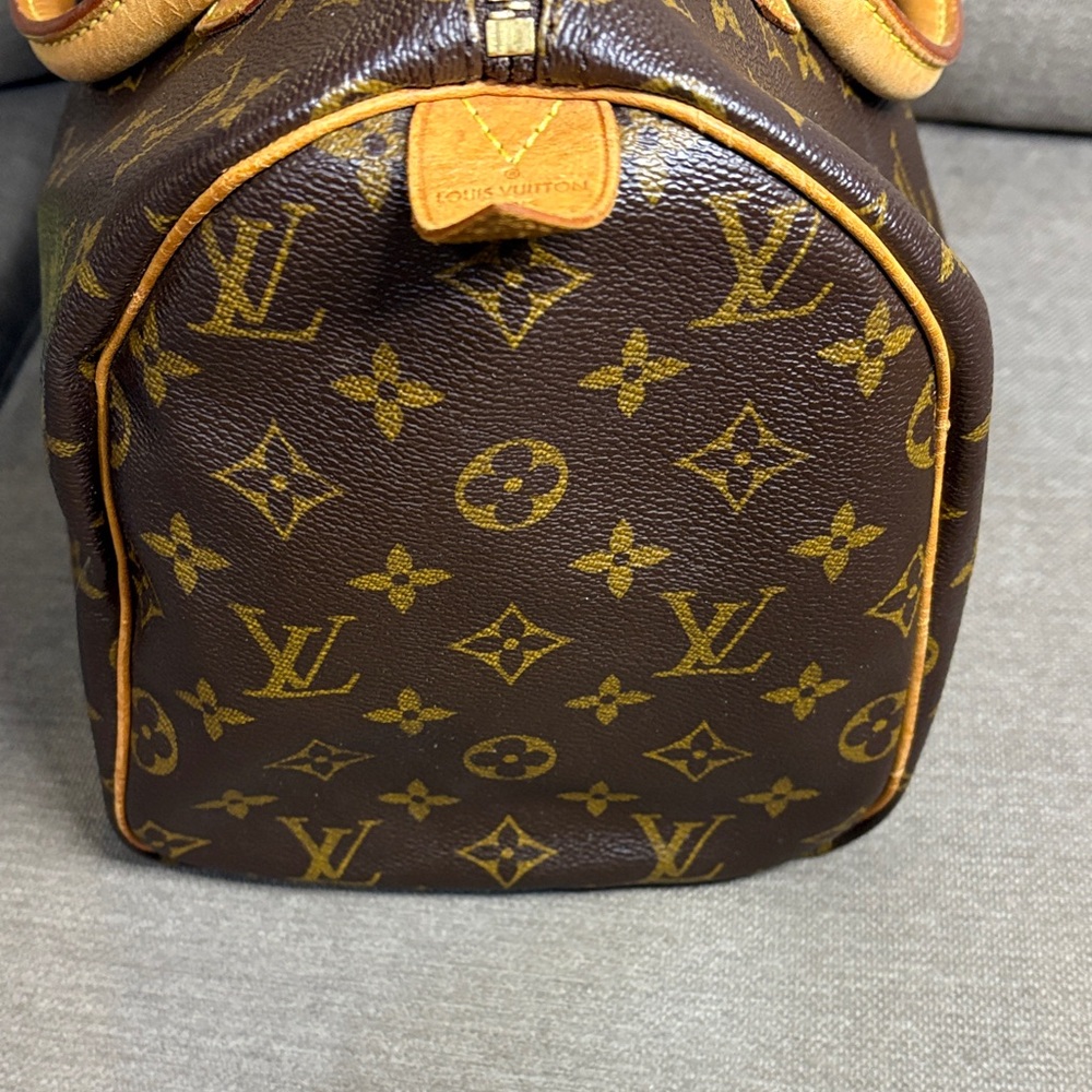 Louis Vuitton Speedy 30 Monogram Authentic COA LegitGrails MB2067 - Picture 6 of 15